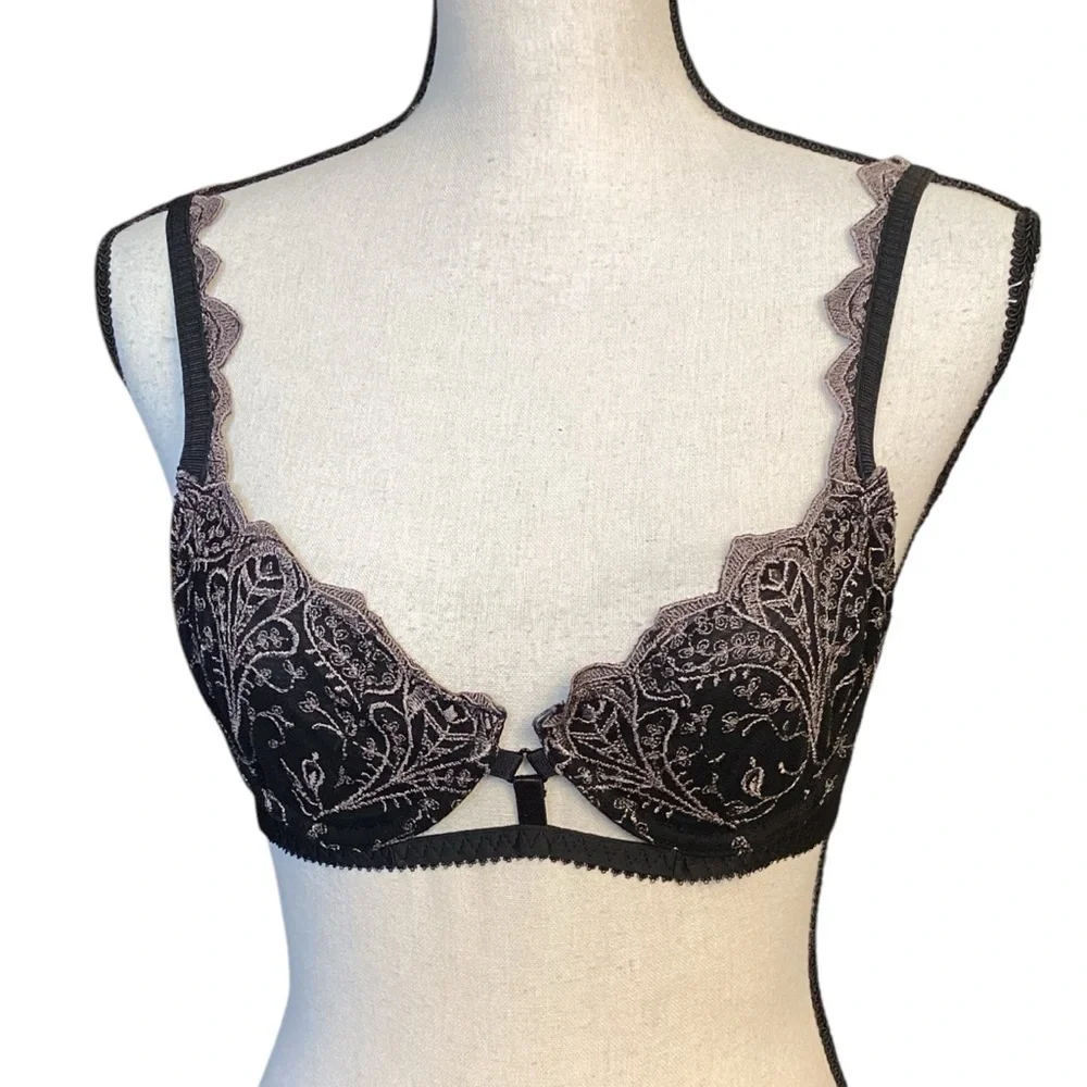 Intimately Free People Black‎ & Mauve Scalloped Lace Trim Bra Unpadded Size 32B